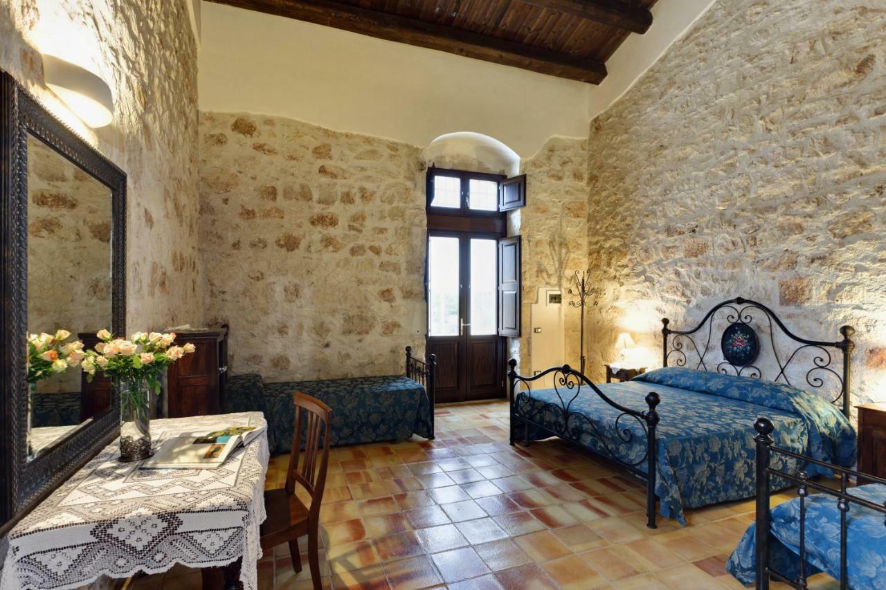 Agriturismo Gaia Villa Noto Szoba fotó